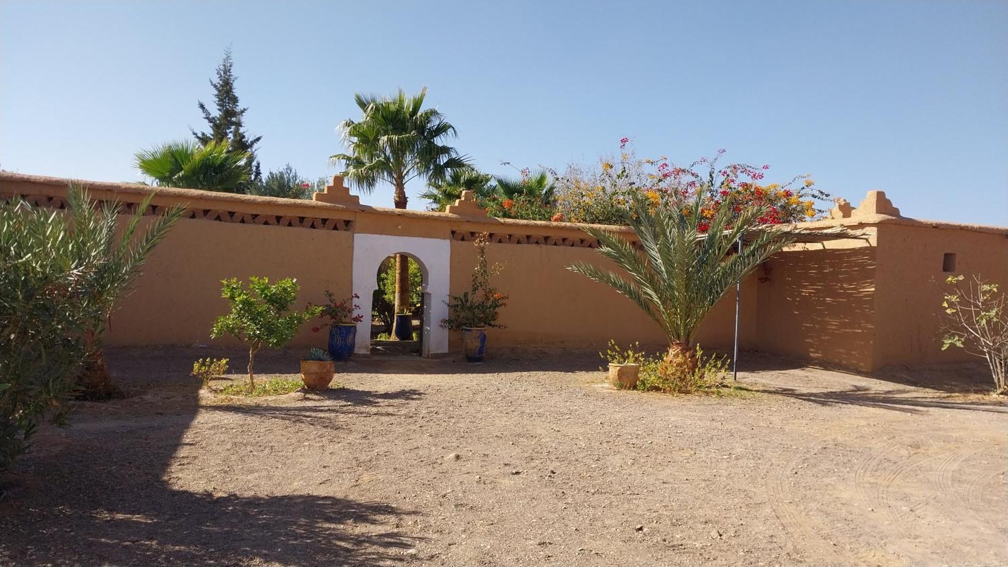 Auberge Bassou Nkob Εξωτερικό φωτογραφία
