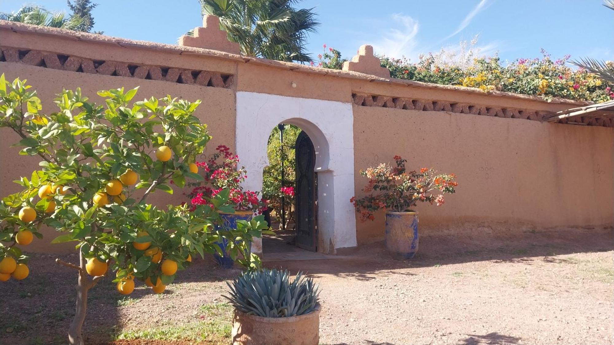 Auberge Bassou Nkob Εξωτερικό φωτογραφία